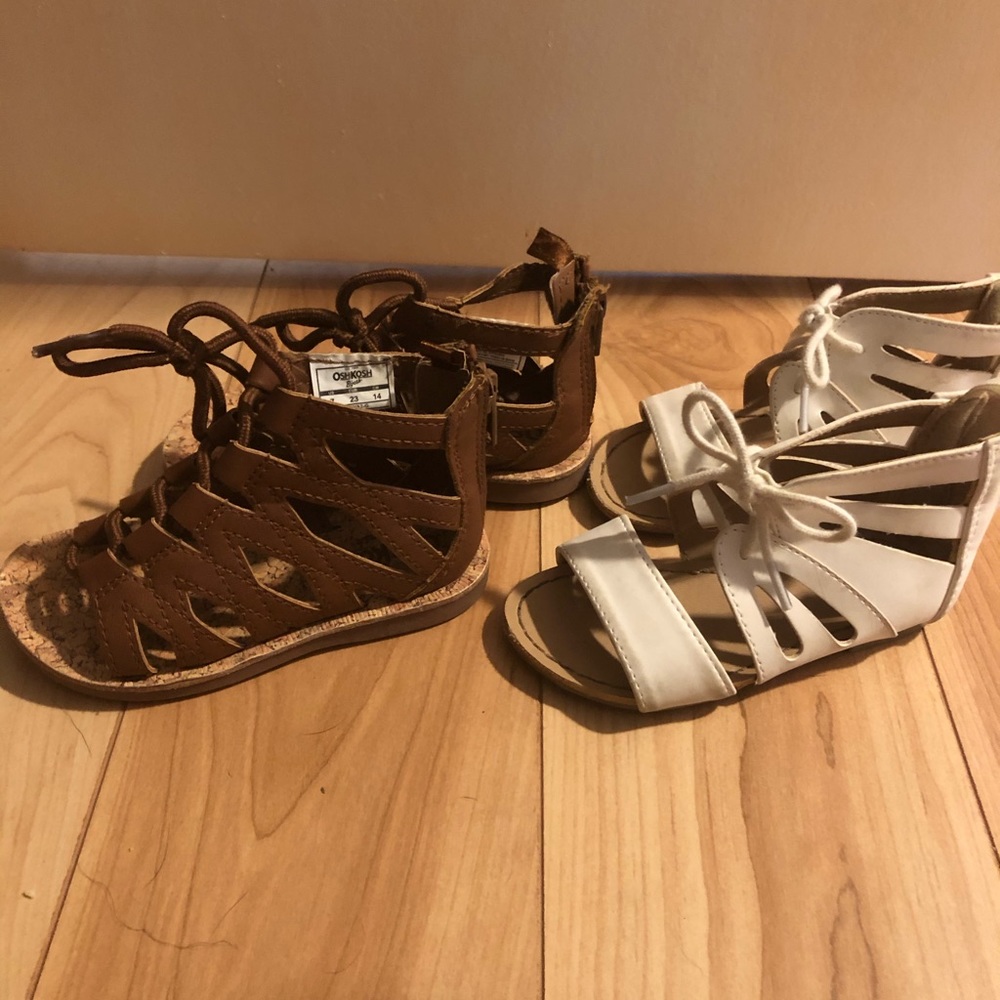 Toddler girl size 7 sandels